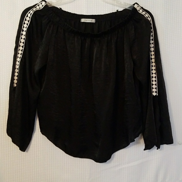 Papaya Tops - Papaya off shoulder top sz med